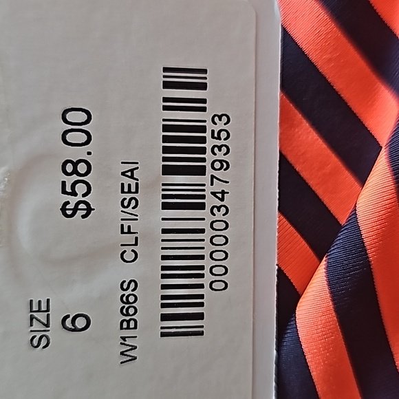 Lululemon Free To Be Tank - NWT! - Picture 8 of 8